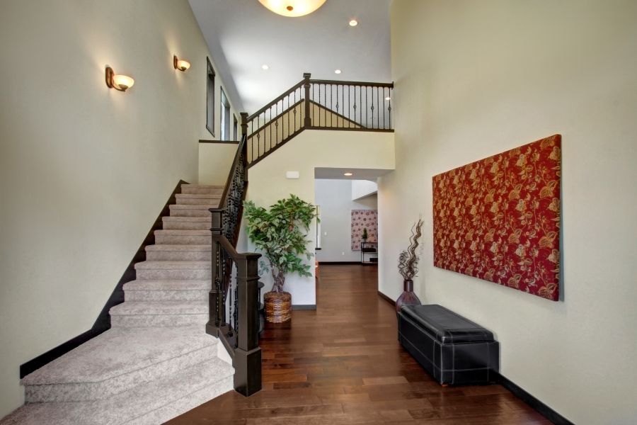 34072 Home Stairway Interior